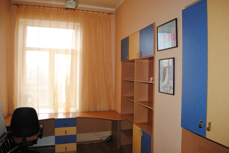 Оренда Квартира 3-кімнатна, 4/4 поверх на Нижний Вал ул. Kiev - photo 3