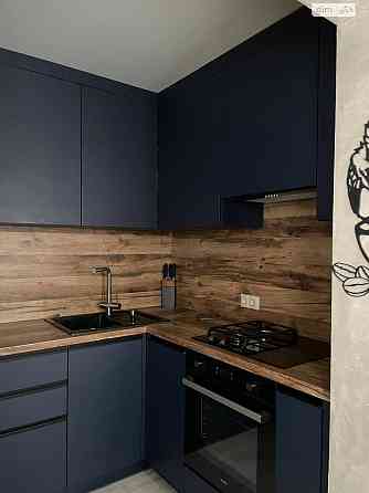 Продаж Квартира 3-кімнатна, 5/9 поверх на Йорданська вул., д. 18 Київ