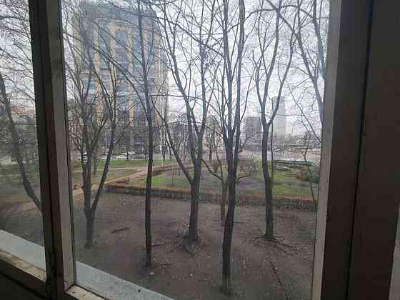 Продаж Квартира 2-кімнатна, 2/9 поверх на Михайла Омеляновича-Павленка вул. (Суворова), 19 Киев