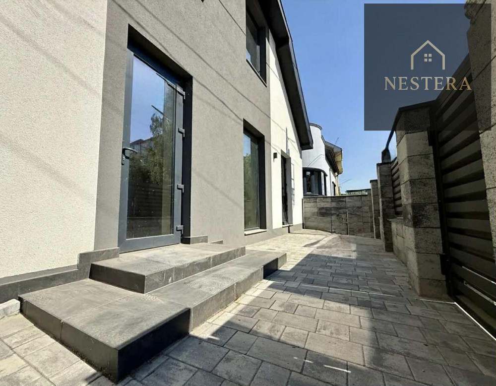 Продаж Будинок 4-кімнатний на вул. Добрянського Ужгород - фото 2