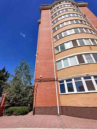 Велика 3-кімнатна квартира з дизайнерським ремонтом, Кропивницький