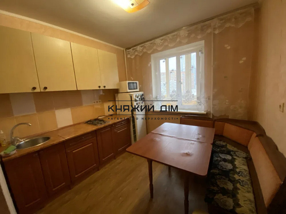Продаж Квартира 1-кімнатна, 7/10 поверх на Урловская ул. Київ - фото 2