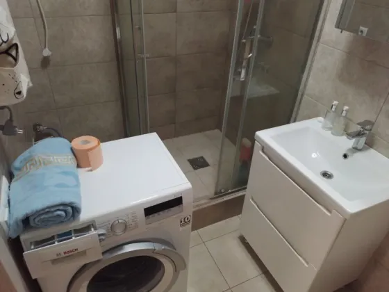 I will rent a spacious 1-room apartment on Tairova in the residential complex “Dmitrievsky 1” Odessa