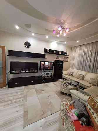 Оренда Квартира 2-кімнатна, 6/22 поверх на ул. Белорусская, 3 Киев