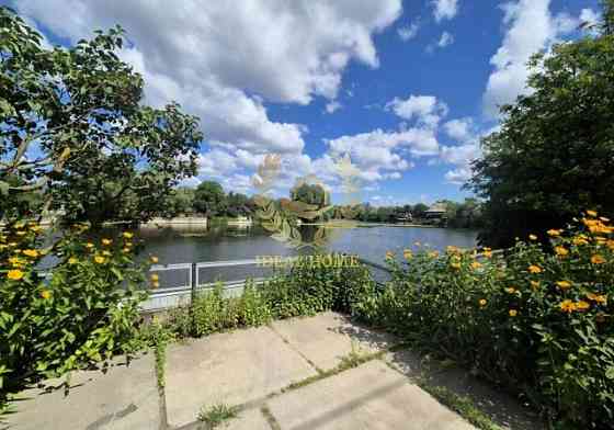 Продаж Будинок 3-кімнатний на Луговая ул. Киев