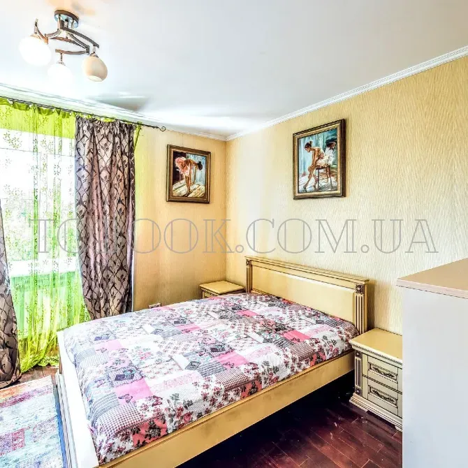 484-1 Триповерховий будинок подобово Київ - фото 6