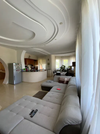 Просторий будинок з ремонтом, меблями та технікою Одеса