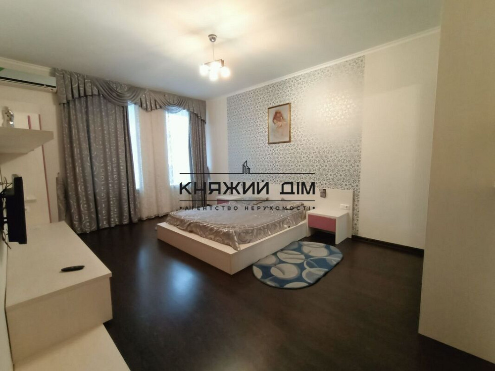 Продаж 2-кімнатної квартири в центрі, метро Олімпійська. № 21145347 Kiev - photo 1