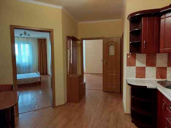 Продаж Квартира 2-кімнатна, 16/24 поверх на Кубанської України вул., д. 31а Kiev