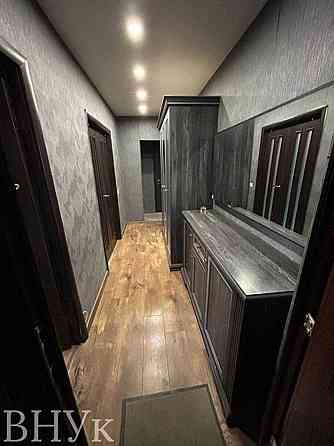 Продаж Квартира 2-кімнатна, 1/9 поверх на Захисників України Luts'k