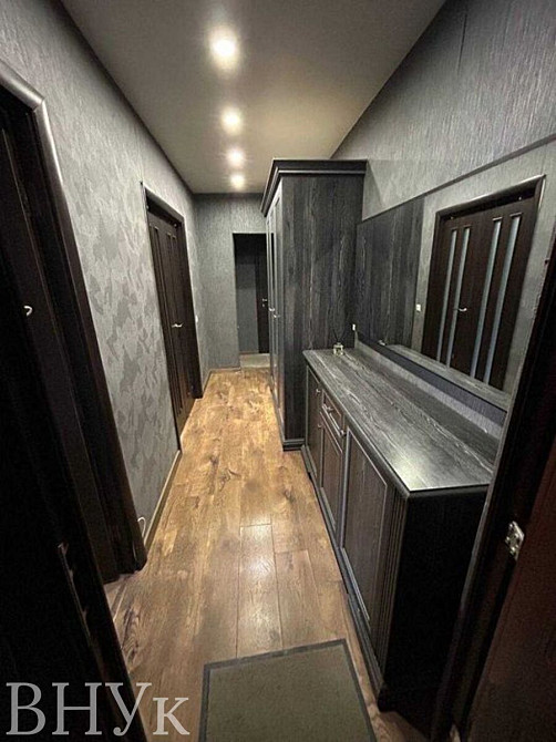 Продаж Квартира 2-кімнатна, 1/9 поверх на Захисників України Luts'k - photo 1