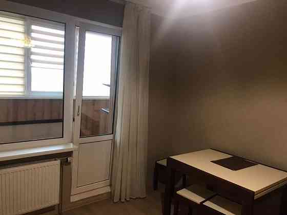 Оренда Квартира 1-кімнатна, 18/25 поверх на ул. Урловская, 24 Київ