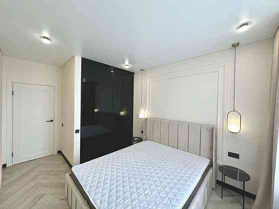 Продаж Квартира 1-кімнатна, 5/25 поверх на Причальна, 14 Киев