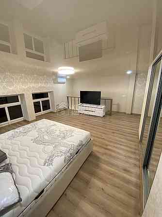 Продаж Квартира 2-кімнатна, 6/6 поверх на вул. Салтівське Kharkiv