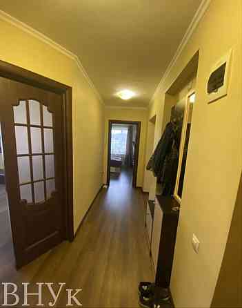 Продаж Квартира 4-кімнатна, 8/9 поверх на вул. Академіка Сахарова L'viv