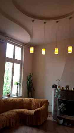 Продаж Квартира 4-кімнатна, 3/3 поверх на Успенская ул. Odessa