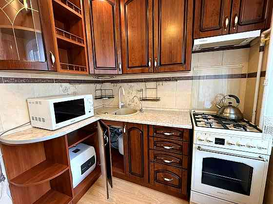 Продаж Квартира 2-кімнатна, 4/5 поверх на Солом'янська вул., д. 39 Київ