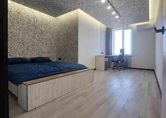 Продаж Квартира 1-кімнатна, 14/14 поверх на вул. Незалежності Житомир