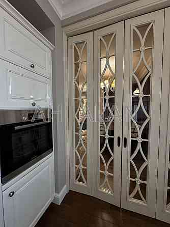 Продаж Гараж/паркомісце на Андрія Верхогляда вул., 12 5/18 поверх Kiev