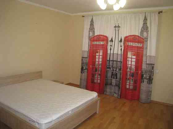 Оренда Квартира 1-кімнатна, 7/24 поверх на Днепровская набережная, 19в Киев