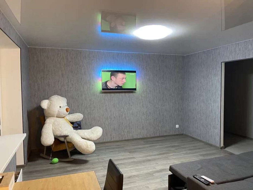 Оренда Квартира 3-кімнатна, 4/9 поверх на ул. Привокзальная Київ - фото 1