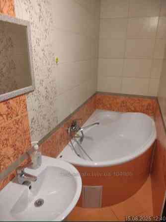 Продаж Будинок 8-кімнатний на вул. Моршинська Львов