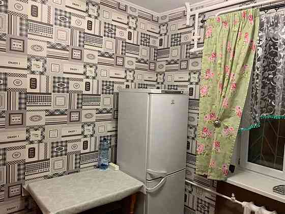 Оренда Квартира 1-кімнатна, 1/5 поверх на ул. Саратовская Kiev