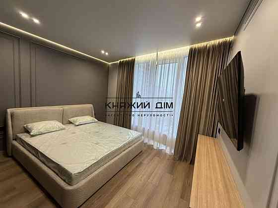 Продаж Квартира 2-кімнатна, 9/26 поверх на Причальная ул. Київ