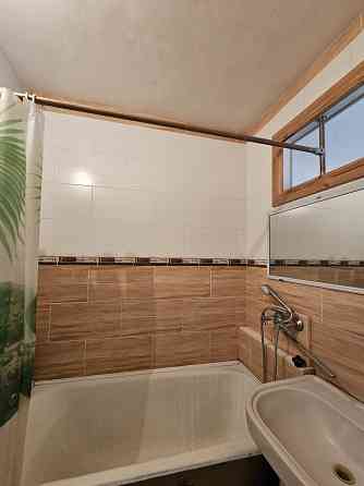 Продаж 3к Квартира 65 кв.м Озерне Житомир