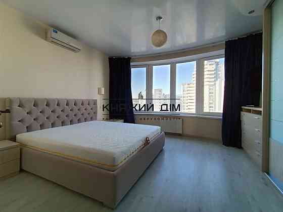 Оренда Квартира 2-кімнатна, 16/25 поверх на Днепровская Набережная Kiev