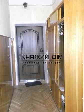 Продается 3 к.кв. на Печерске возле м. Олимпийская № 21105378 Киев