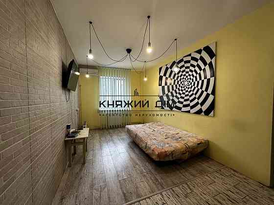 Оренда Квартира 1-кімнатна, 1/10 поверх на Тростянецкая ул. Киев