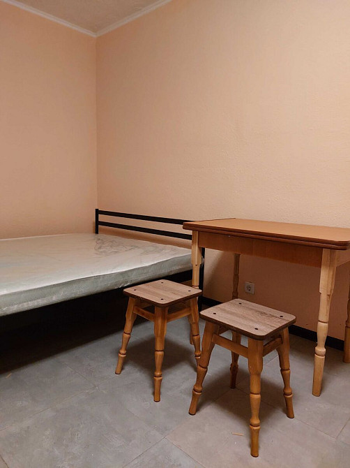 Оренда Квартира 1-кімнатна, 2/3 поверх на Радужная ул., 22 Киев - изображение 3