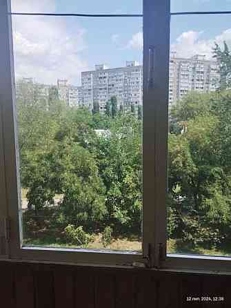 Продаж Квартира 3-кімнатна, 4/16 поверх на Харківське шосе, 154 Київ