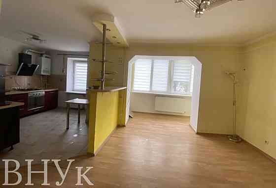 Продаж Квартира 4-кімнатна, 1/6 поверх на вул. Кутківці / Золотогірська Тернопіль