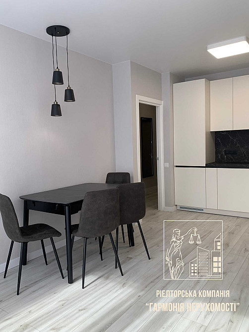 Продаж Квартира 2-кімнатна, 4/7 поверх на Салютна вул., д. 2б Київ - фото 3