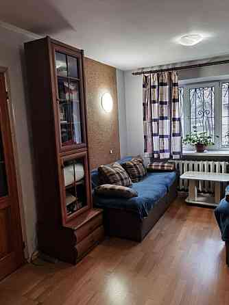 Оренда Квартира 2-кімнатна, 1/4 поверх на Шепелєва Миколи вул., 8а Київ