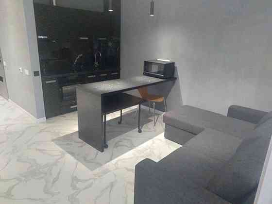 Продаж Квартира 2-кімнатна, 21/30 поверх на бажана, 17 Київ