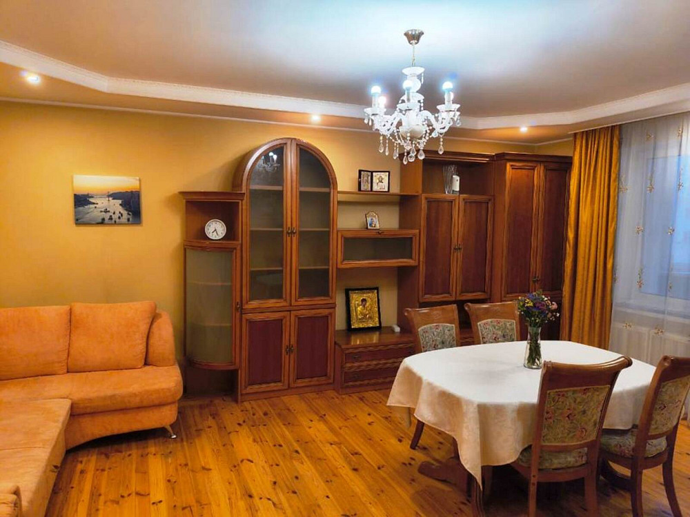 Двокімнатна 90 м #178;, Соломянський р-н, 3 поверх — продається Kiev - photo 1