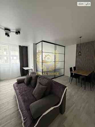 Продаж Квартира 1-кімнатна на Светлая ул., 3 Киев