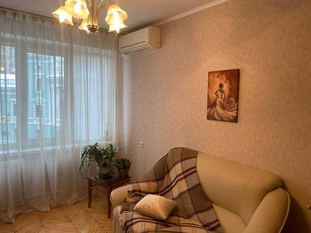 Продаж Квартира 2-кімнатна, 3/9 поверх на Михайла Омеляновича-Павленка вул., д. 18/20 Киев - изображение 2