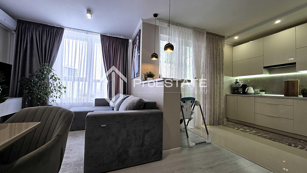 Продаж Квартира 2-кімнатна, 16/16 поверх на вул. Івана Виговського Київ - фото 1