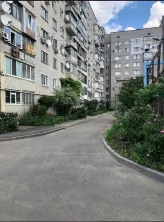 Продам. 3-к.кв. 8/9, Клинчик, вул.Крюкова Дніпро