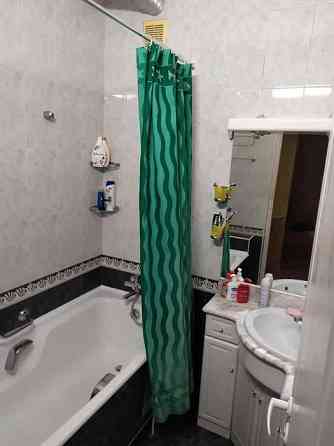 Оренда Квартира 3-кімнатна, 2/5 поверх на ул. Белорусская Kiev