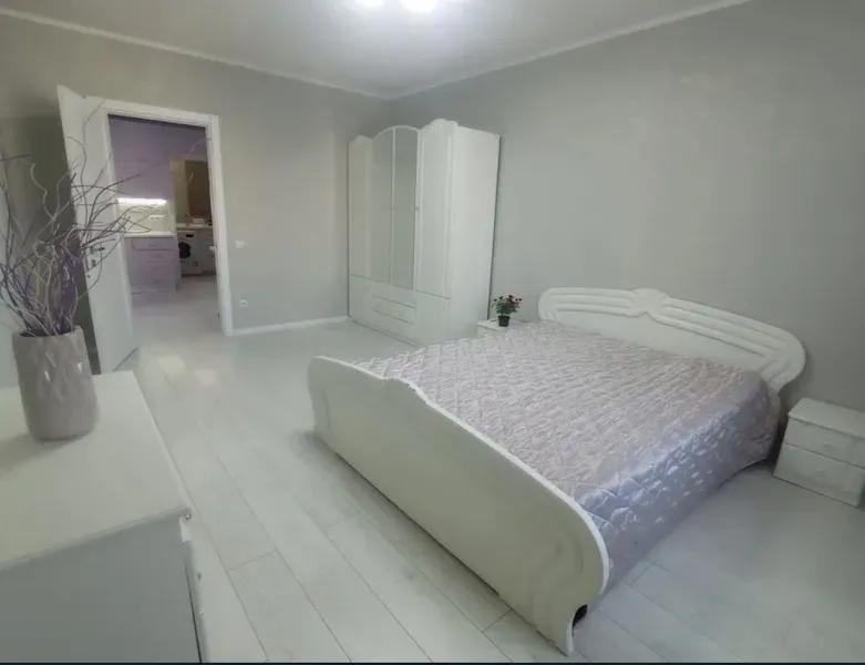 For rent 2-room Apartment 50 sq.m вул. Здановскої 85 Kiev - photo 2