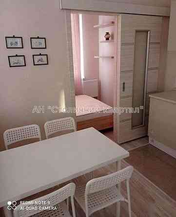 Оренда Квартира 2-кімнатна, 11/23 поверх на Нагірна вул., 18/16 Kiev