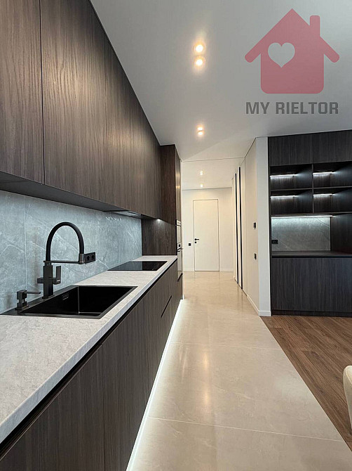 Продаж Квартира 2-кімнатна, 6/9 поверх на Легоцького Ужгород - изображение 4