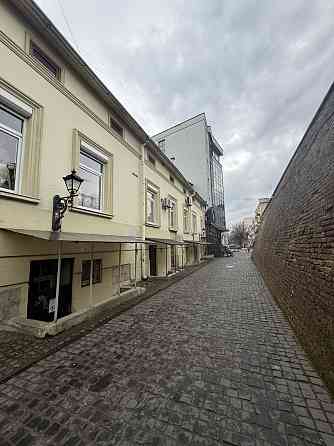 Продаж приміщення вільного призначення на вул. Бельведерська Ivano-Frankivs'k