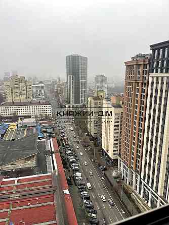 Продаж Квартира 2-кімнатна, 22/25 поверх на вул. Антоновича Київ