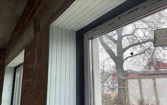 Продаж 2 поверхового таунхауса з ділянкою на 2.5 сотки, 130 кв. м, 